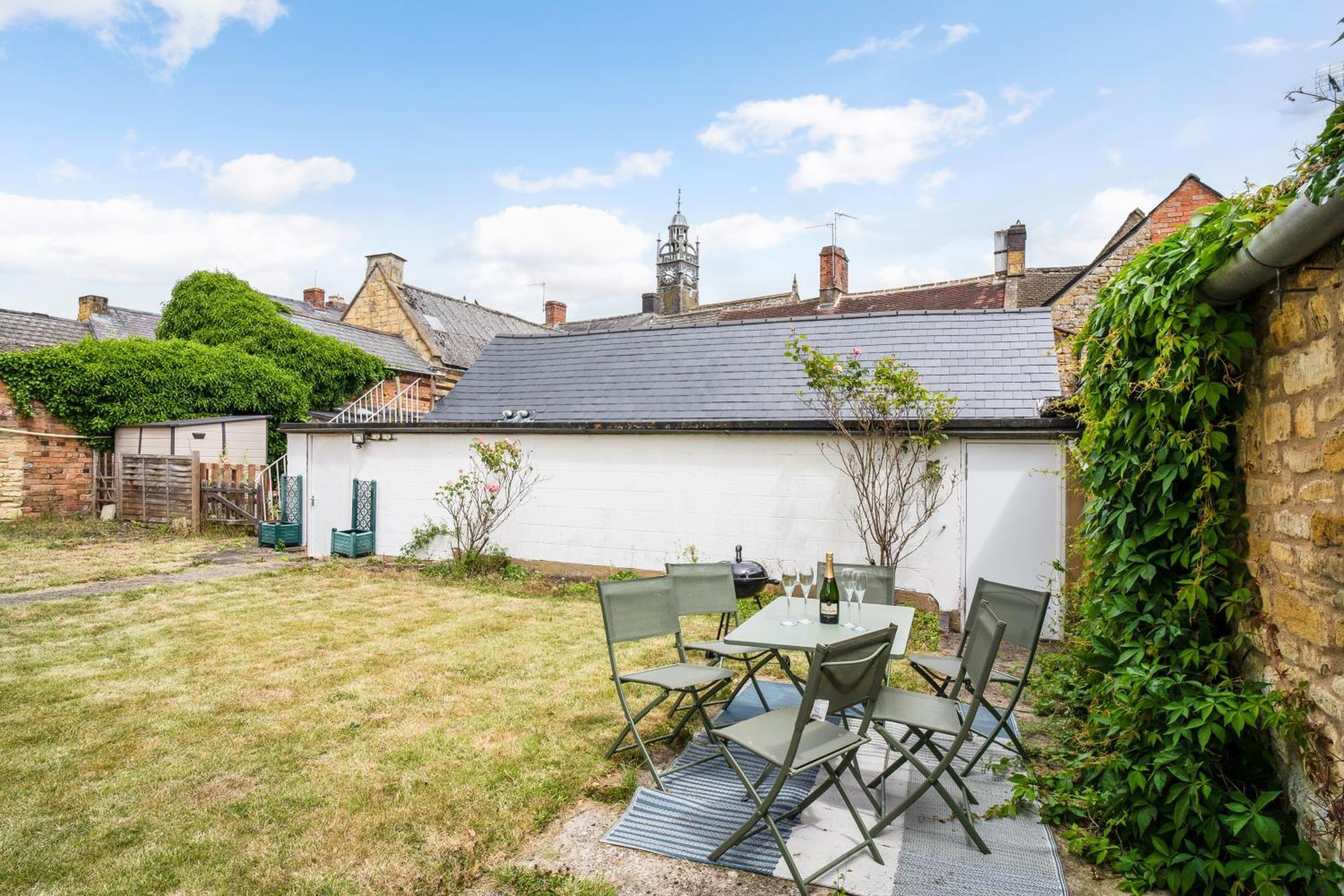Redesdale View, High Street With Private Garden Apartment Moreton-in-Marsh Exterior photo